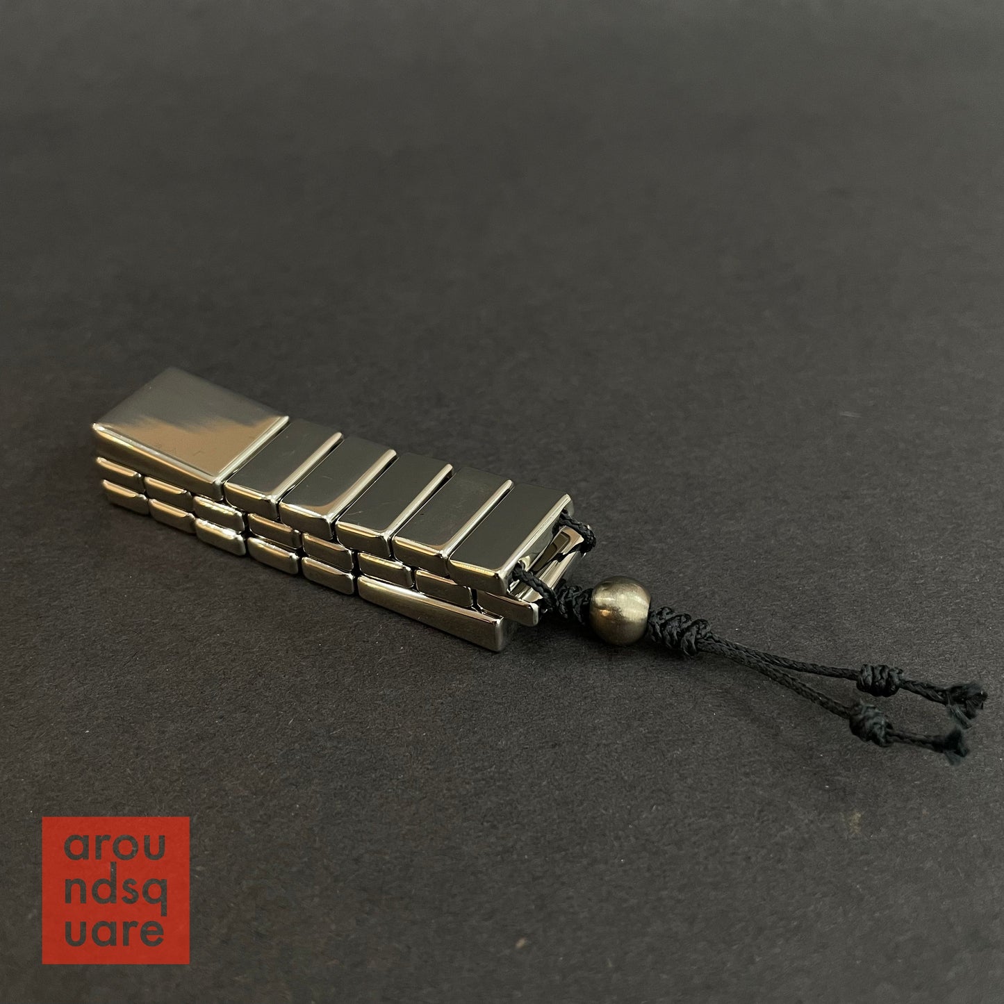 Remeshok Chetki- Titanium Editions