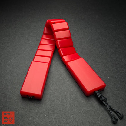 Podushka Chetki - Delrin Editions