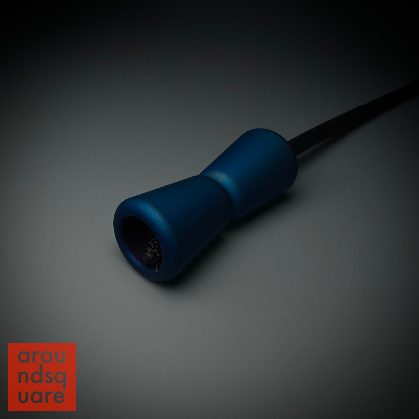 Mangas Begleri - Titanium Editions